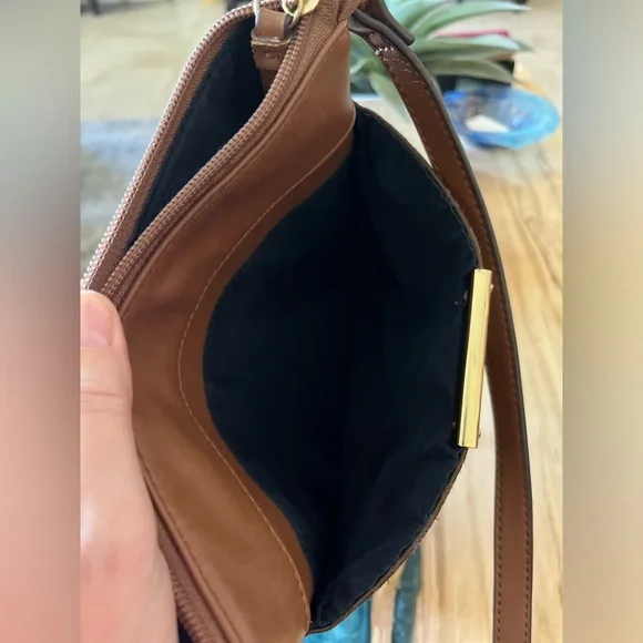 Tommy Hilfiger Brown Logo Crossbody Bag - Picture 8 of 11